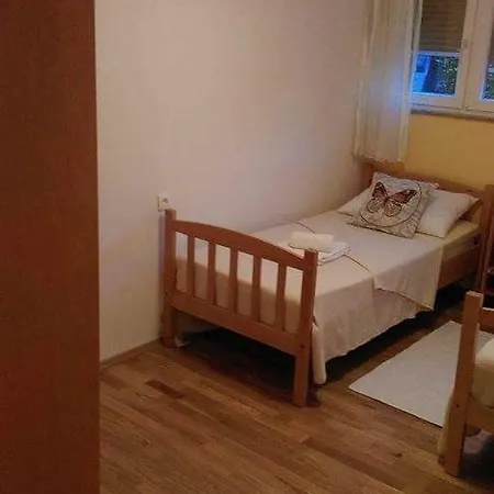 Apartment Apartman Bepina