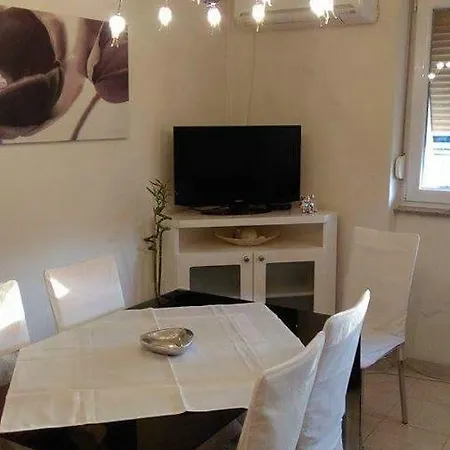 Apartman Bepina Apartment